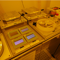 Resist coating and development system SÜSS MicroTec RCD8