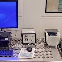 Spectroscopic reflectometer Ocean Optics NanoCalc 2000