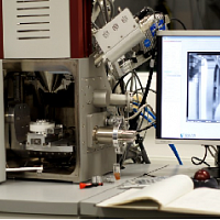 Focused Ion Beam/Scanning Electron Microscope TESCAN LYRA3