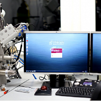 Focused Ion Beam/Scanning Electron Microscope TESCAN LYRA3