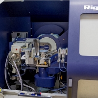 X-ray diffractometer with high brightness source Rigaku SmartLab 9kW