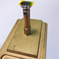 Magneto-optical Kerr microscope